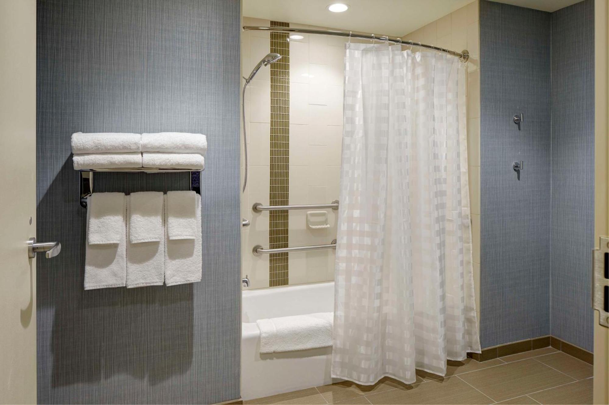 Hyatt Place Madison/Verona Екстериор снимка